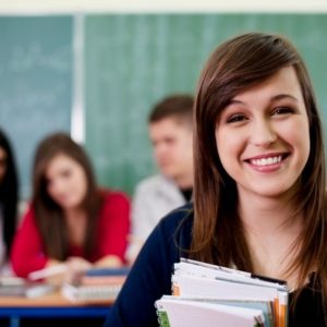 Português 8º Ano Fundamental – Verbos: transitivos (direto e indireto), intransitivos e verbos de ligação, complementos verbais: objetos direto e indireto.