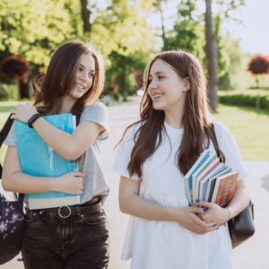 Português 8º Ano Fundamental – Adjuntos adverbiais: funções e classificações dos adjuntos adverbiais.