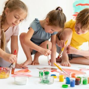 Educação Infantil: Apreciação e produção artística.